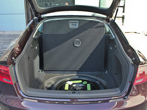 2012款2.0TFSI Sportback 空间座椅