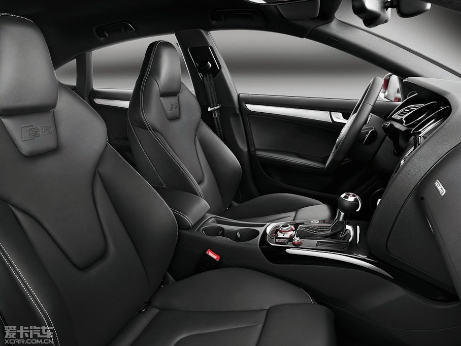 2012?yun)WS5 3.0TFSI quattro Sportback