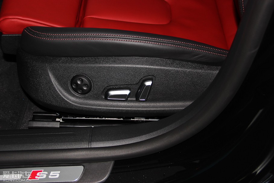 2012WS5 3.0TFSI quattro Sportback