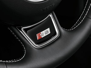 20123.0TFSI quattro Cabriolet п؅^