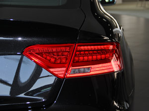 20123.0TFSI quattro Sportback ^