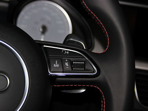 20123.0TFSI quattro Sportback п؅^