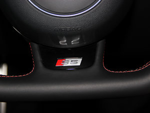 20123.0TFSI quattro Sportback п؅^