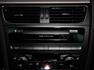 20123.0TFSI quattro Sportback п؅^