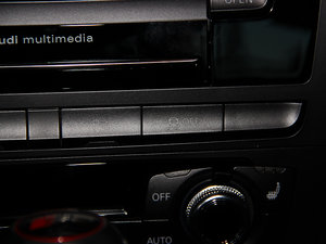 20123.0TFSI quattro Sportback п؅^