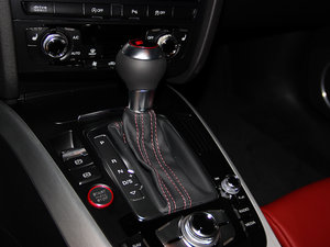 20123.0TFSI quattro Sportback п؅^(q)