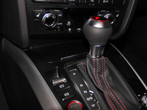 20123.0TFSI quattro Sportback п؅^(q)