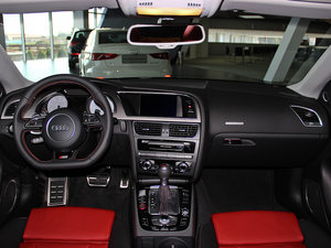 20123.0TFSI quattro Sportback п؅^(q)