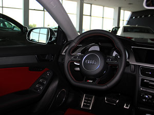 20123.0TFSI quattro Sportback п؅^