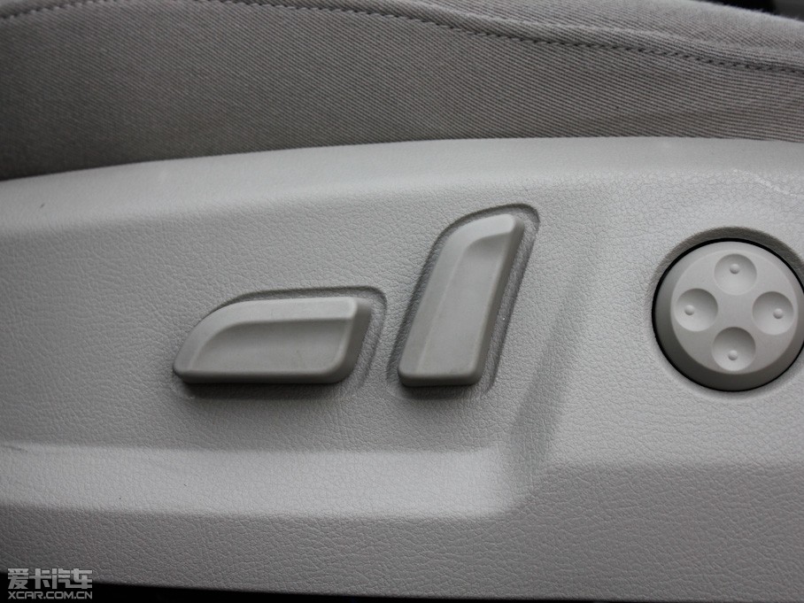 2012?yun)WA3 Sportback(M(jn)) Sportback 1.4T A