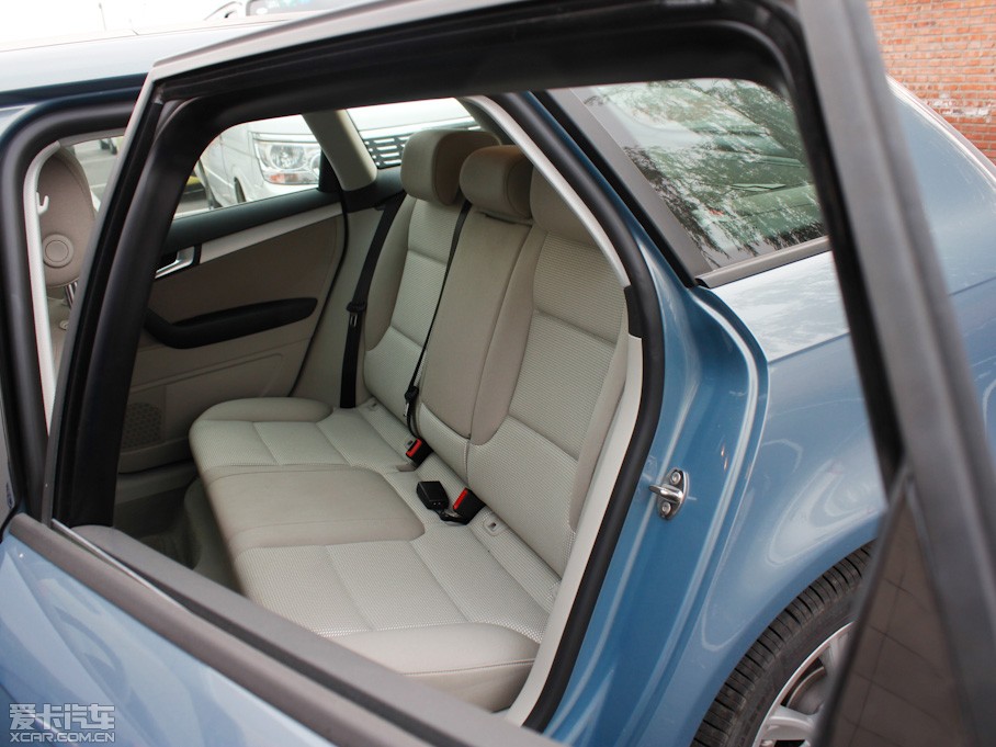 2012WA3 Sportback(M) Sportback 1.4T A