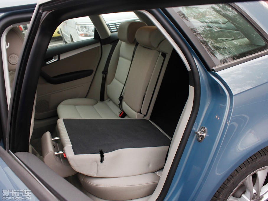 2012WA3 Sportback(M) Sportback 1.4T A