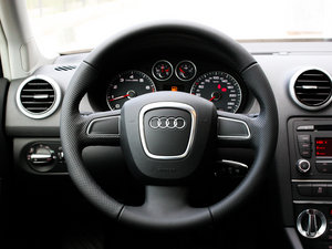 2012款Sportback 1.4T 技术版 方向盘