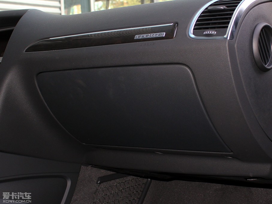 2012?yun)WQ7 3.0TFSI M(jn)ȡ(200kW) 