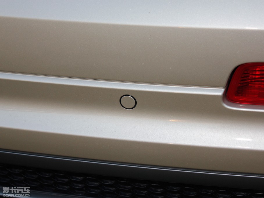 2012?yun)WQ7 3.0TFSI m(200kW)