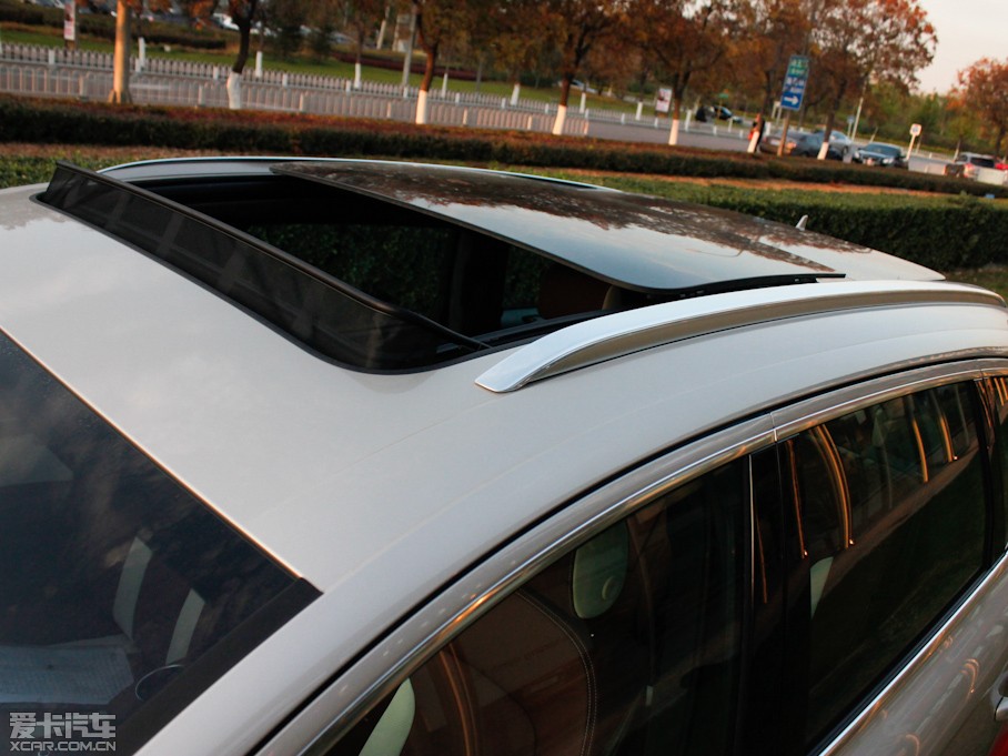 2012?yun)WQ7 3.0TFSI m(200kW)