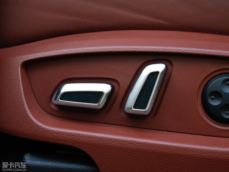 2012?yun)WQ7 3.0TFSI m(200kW)