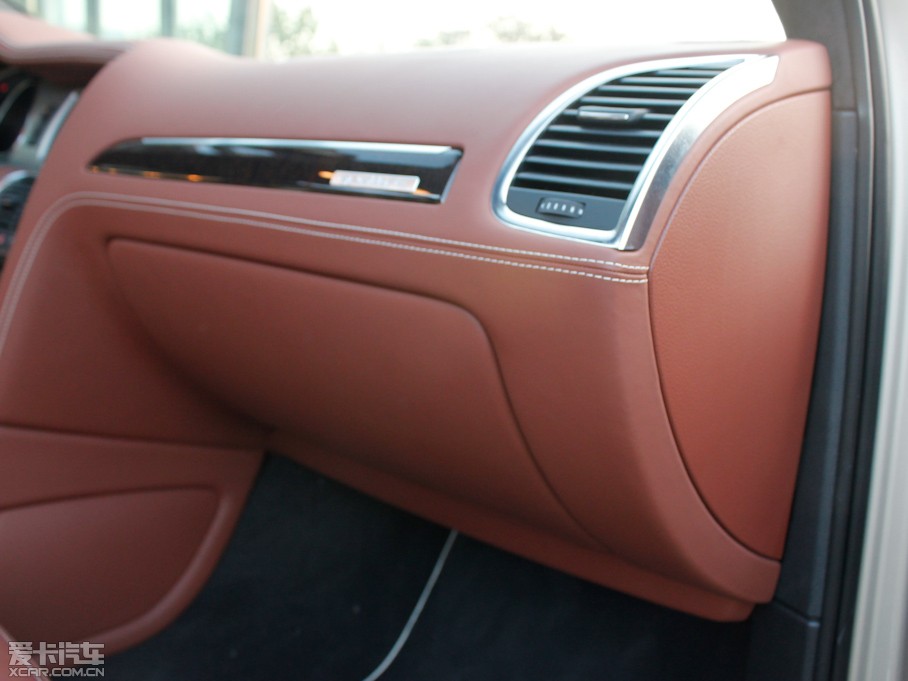 2012?yun)WQ7 3.0TFSI m(200kW)