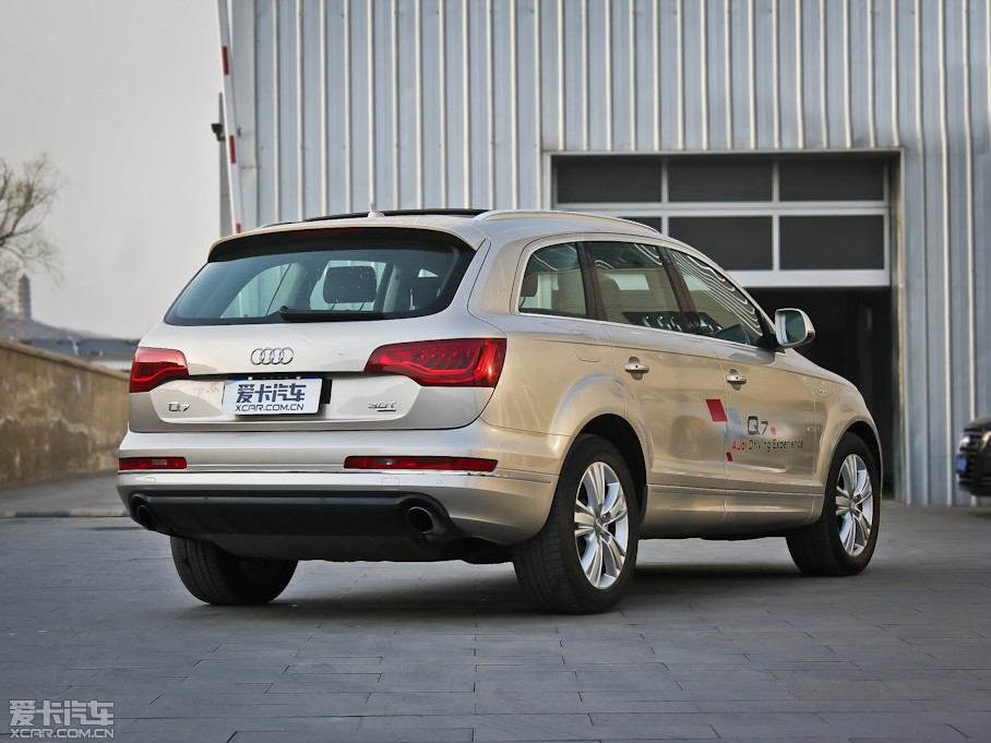 2012��W��Q7 3.0TFSI ���m��(245kW)