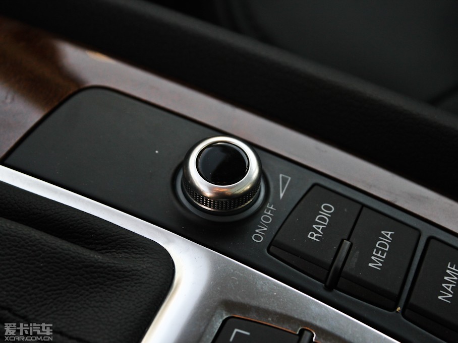 2012?yun)WQ7 3.0TFSI m(245kW)