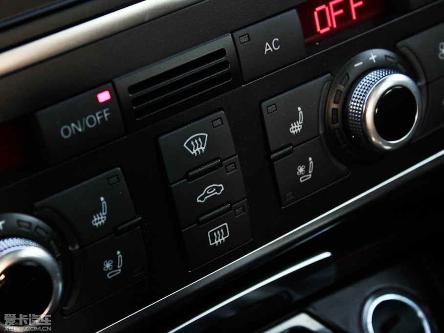 2012?yun)WQ7 3.0TFSI m(245kW)