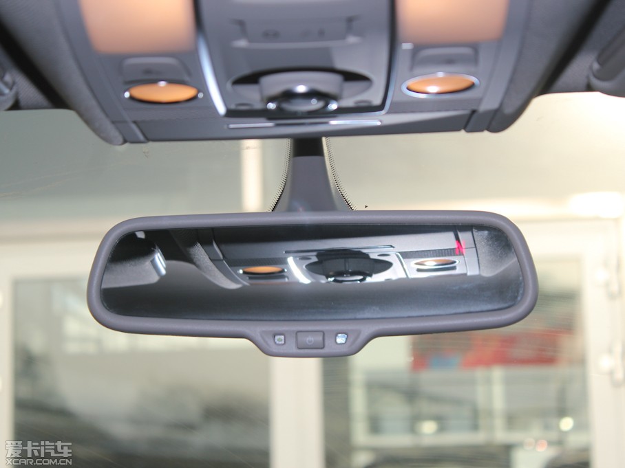 2012?yun)WQ7 3.0TFSI m(245kW)