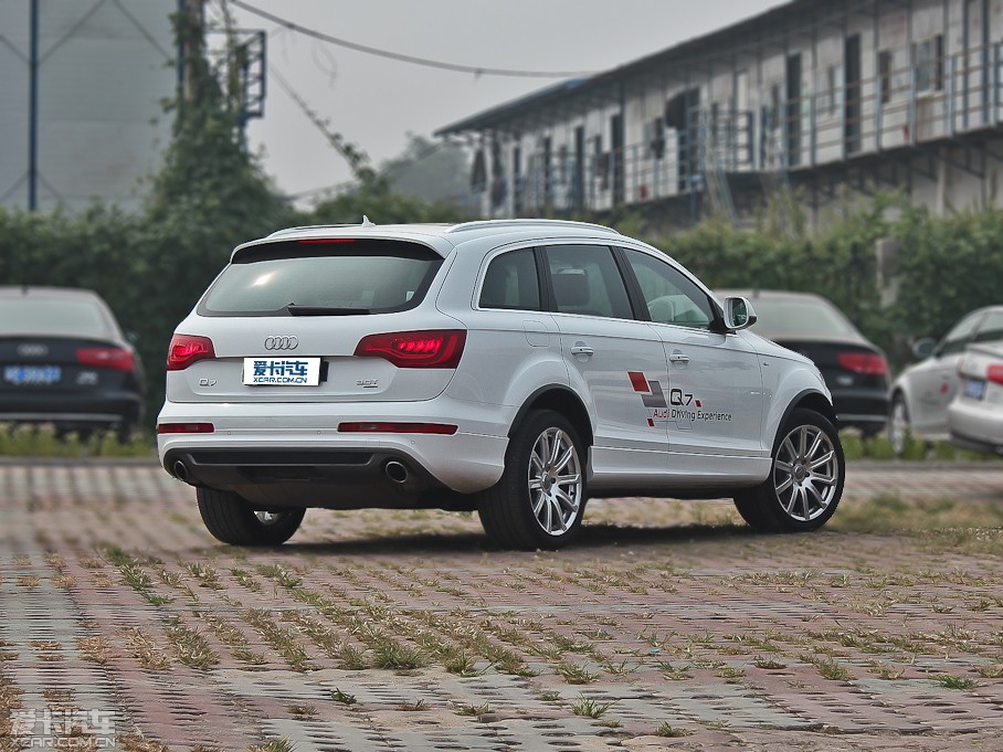 2012µQ7 3.0TFSI ר(245kW)