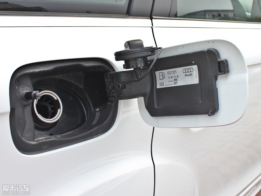 2012?yun)WQ7 3.0TFSI (245kW)