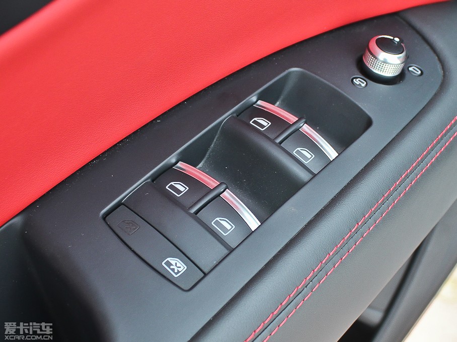 2012?yun)WQ7 3.0TFSI (245kW)