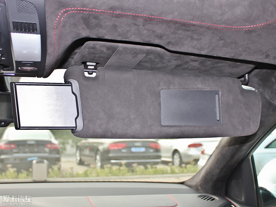 2012?yun)WQ7 3.0TFSI (245kW)