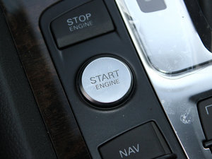 20123.0TFSI Mȡ(200kW)  п؅^