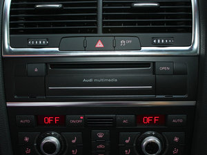 2012款3.0TFSI 进取型(200kW)  中控区