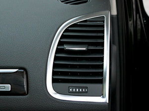 2012款3.0TFSI 进取型(200kW)  中控区