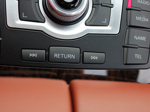 20123.0TFSI m(200kW) п؅^(q)