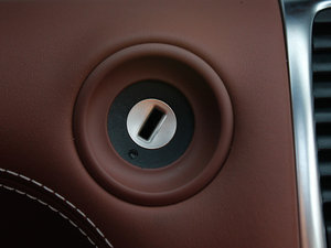 20123.0TFSI m(200kW) п؅^(q)