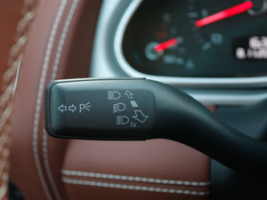 20123.0TFSI m(200kW) п؅^(q)