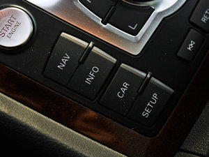 20123.0TFSI m(245kW) п؅^(q)