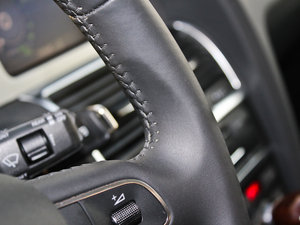 20123.0TFSI m(245kW) п؅^(q)