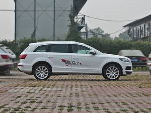 2012款3.0TFSI 专享型(245kW) 整体外观