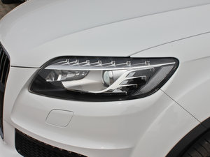 20123.0TFSI (245kW) ^