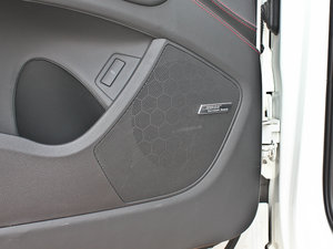 20123.0TFSI (245kW) g