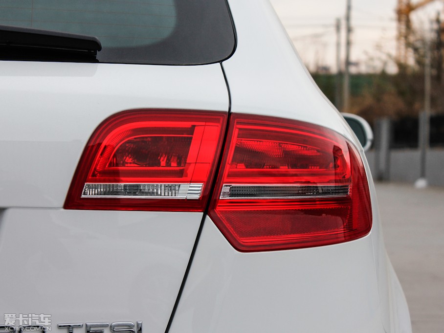 2013WA3 Sportback(M) Sportback 30 TFSI A