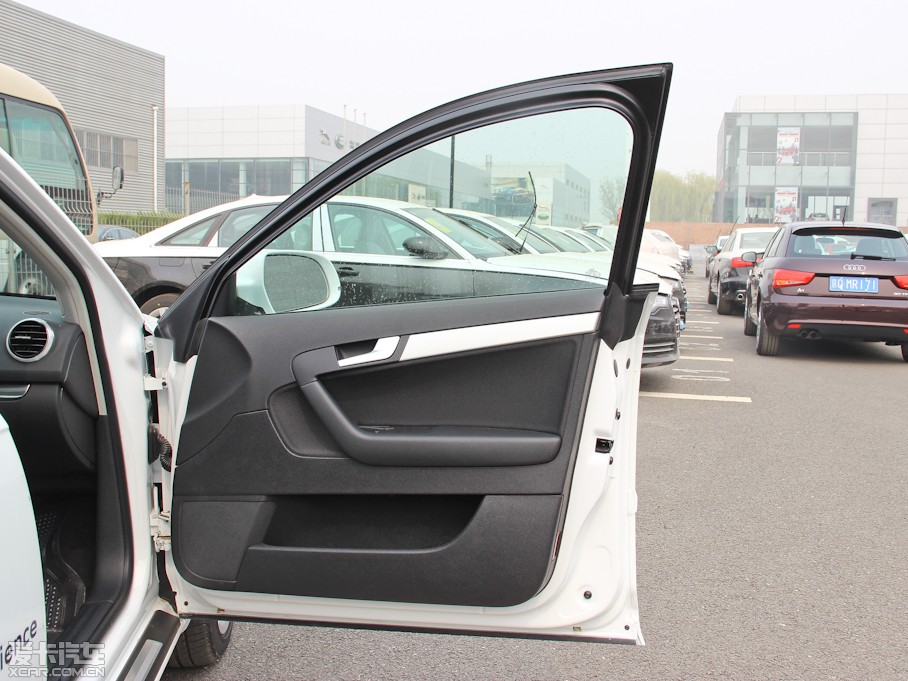 2013WA3 Sportback(M) Sportback 30 TFSI m