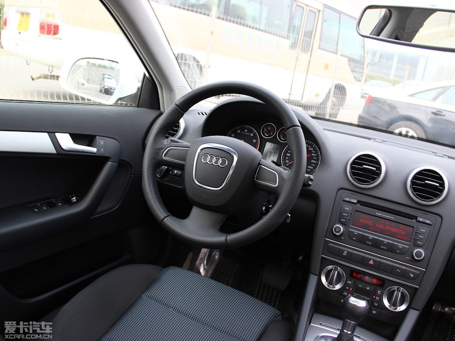 2013WA3 Sportback(M) Sportback 30 TFSI m