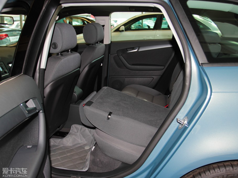 2013WA3 Sportback(M) Sportback 30 TFSI g