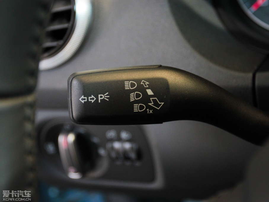 2013WA3 Sportback(M) Sportback 30 TFSI g