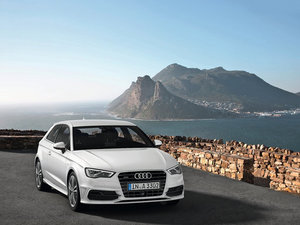 2013?yun)WA3 Sportback(M(jn)) w^