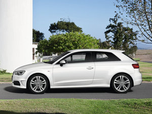 2013?yun)WA3 Sportback(M(jn)) w^