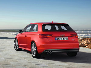 2013?yun)WA3 Sportback(M(jn)) w^