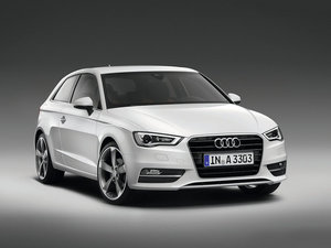 2013?yun)WA3 Sportback(M(jn)) w^